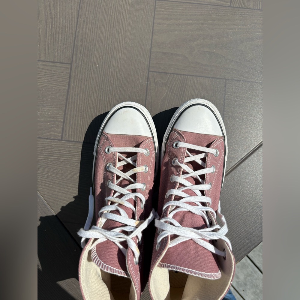 Converse Chuck Taylor All Star 70 Hi Vintage Canvas Sneakers in Mauve Pink - Picture 4 of 6